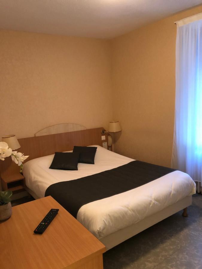 Le Lobreont Hotel Surzur Buitenkant foto