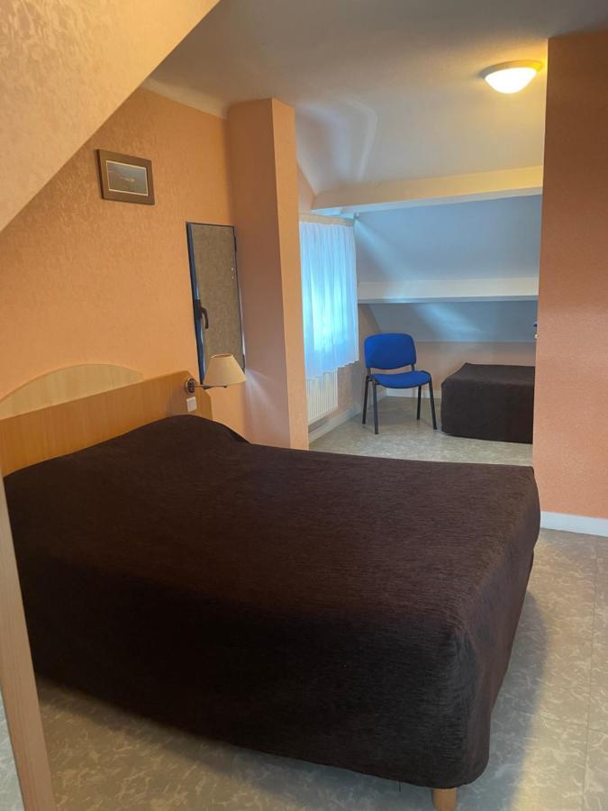 Le Lobreont Hotel Surzur Buitenkant foto